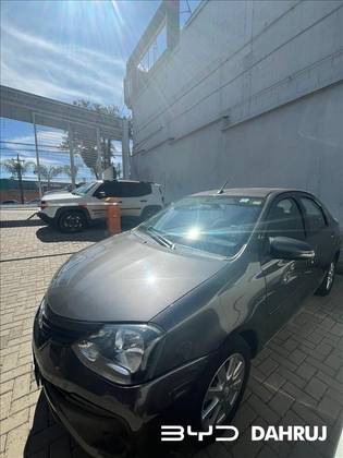 TOYOTA ETIOS 1.5 X PLUS SEDAN 16V FLEX 4P AUTOMÁTICO